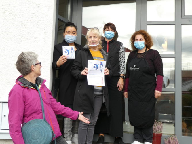 Auszeichnung im Rahmen der NABU-Aktion „Schwalbenfreundliches Haus“